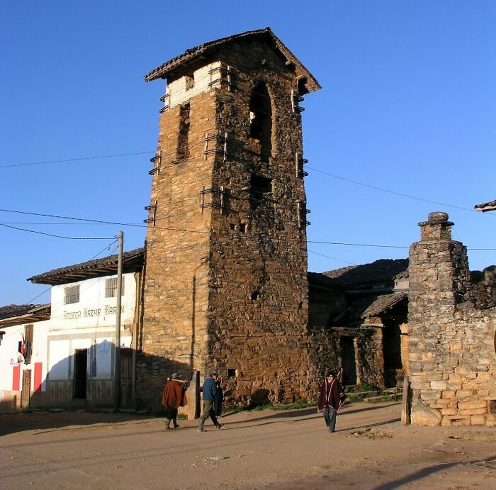22. Церковь в Ла-Халька, Перу. Построена в 1538 году, разрушена землетрясением в 2021