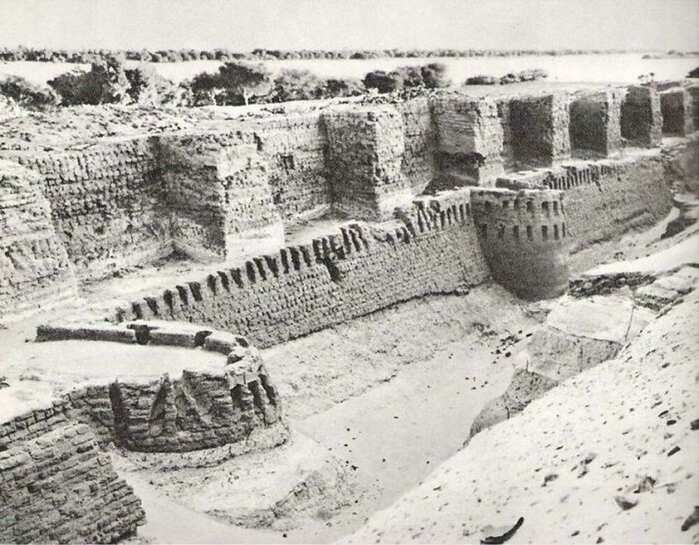 11. Древнеегипетская крепость Бухен была построена примерно в 1860 году до н.э. и простояла до возведения Асуанской плотины в 1964 году