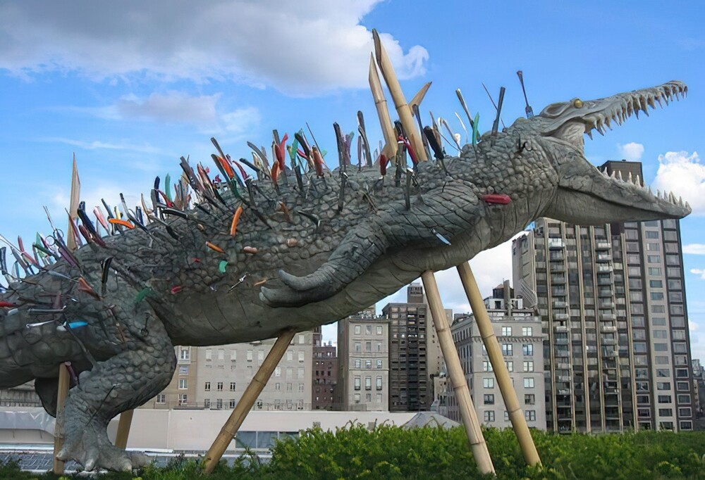 1. Нью-Йорк: гигантский пронзённый крокодил