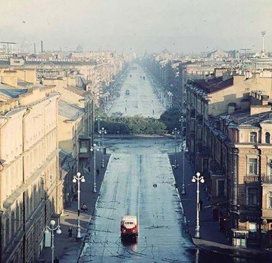 Ленинградское утро, 1960-е