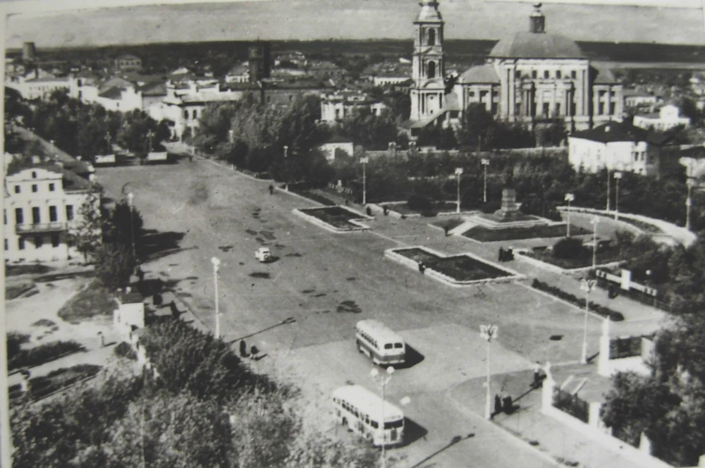 Мичуринск Тамбовской области, площадь им. Мичурина, 1950-е годы.
