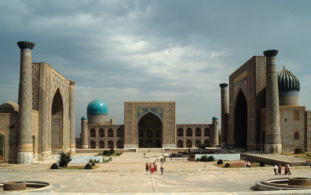 Самарканд (Узбекская ССР), площадь Регистан, 1988 год.