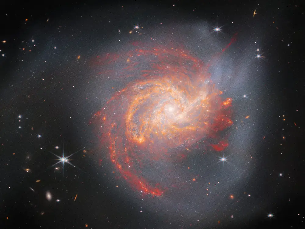 Телескоп "Джеймс Уэбб" запечатлел результат столкновения двух галактик