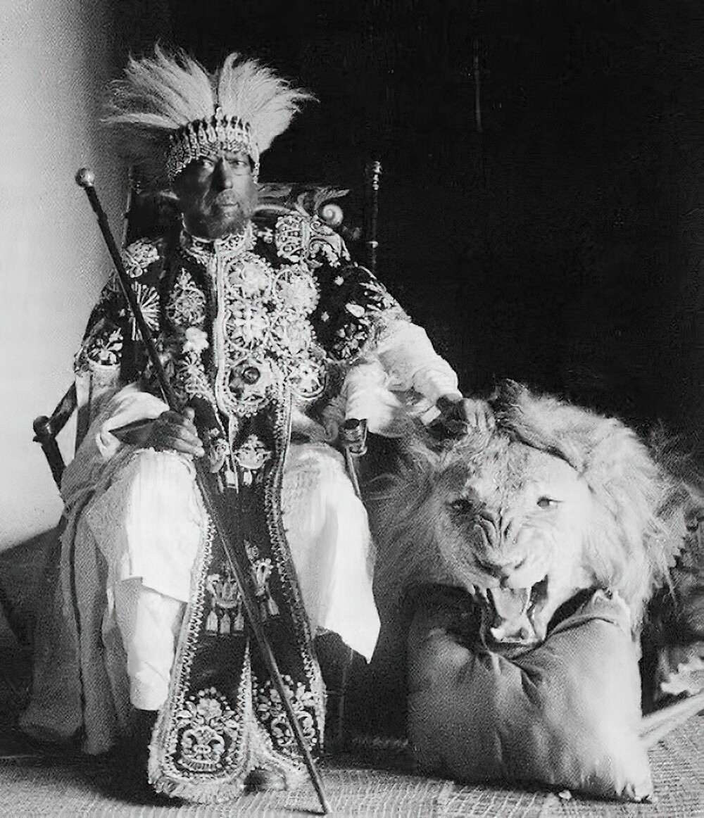 11. Император Эфиопии Менелик II, 1896 г.