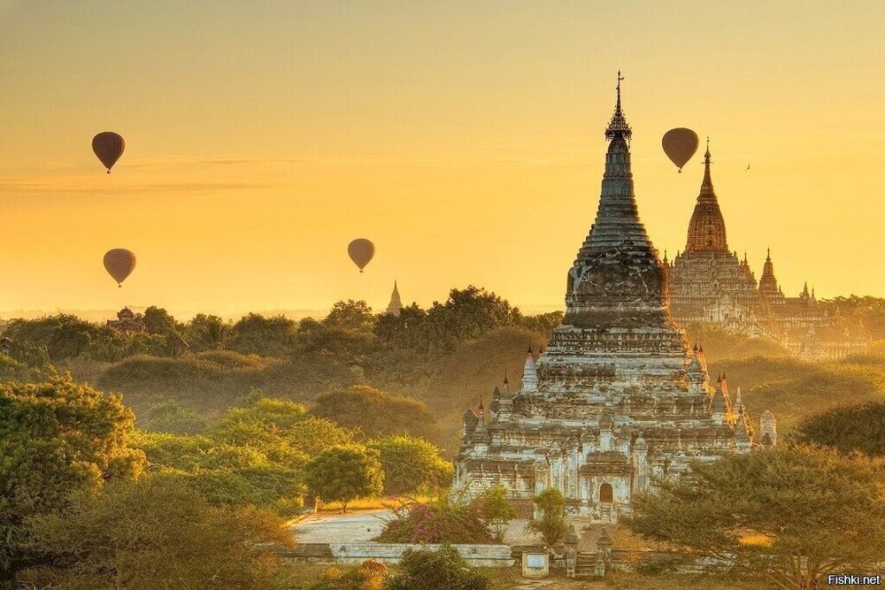Храмы Багана, расположенные в Мьянме (Бирма)