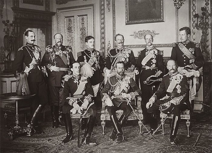 13. Девять королей Европы на похоронах короля Эдуарда VII в 1910 году