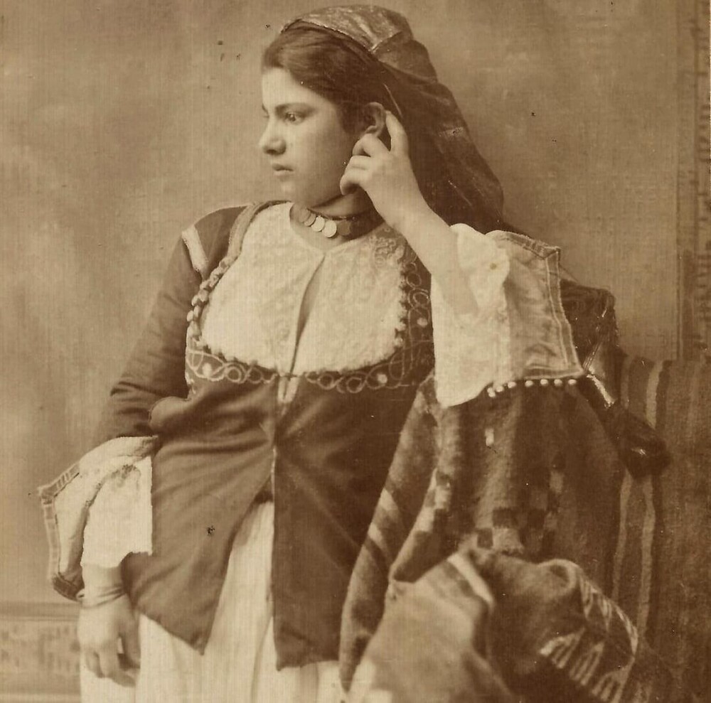 8. Еврейка, Алжир, 1870 год