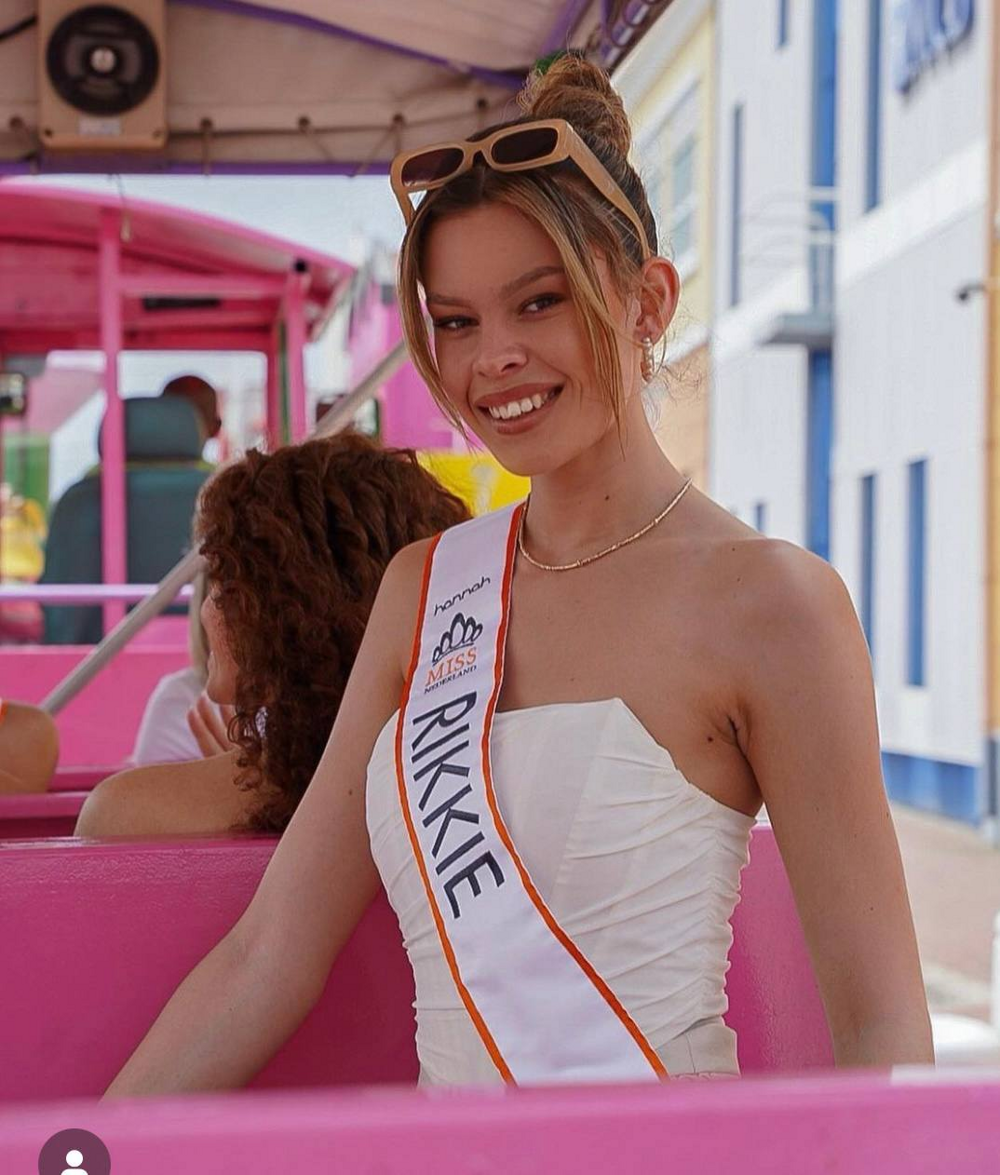 В конкурсе "Мисс Нидерланды — 2023" впервые в истории одержал победу мужчина