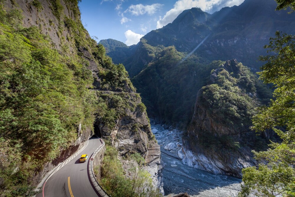 Дорога по ущелью Тароко, Тайвань