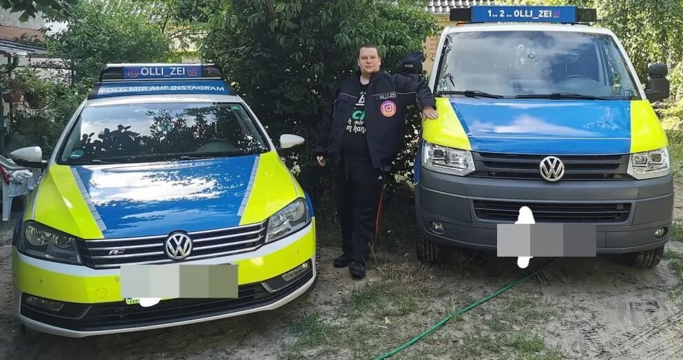 Жители Германии маскируют свои автомобили под полицейские