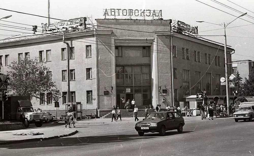 Ставрополь, автовокзал, конец 1980-х годов.