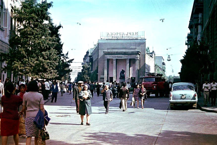 Баку, Азербайджанская ССР, кинотеатр "Азербайджан", 1968 год.