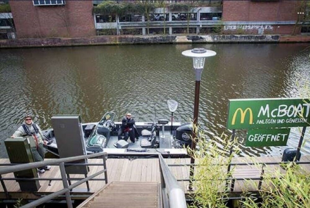 4. В Германии есть McBoat - МакАвто для лодок