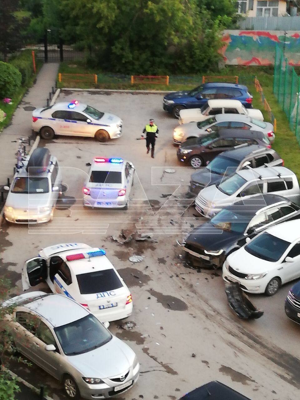 Полиция со стрельбой и погоней задержала в водителя Porsche