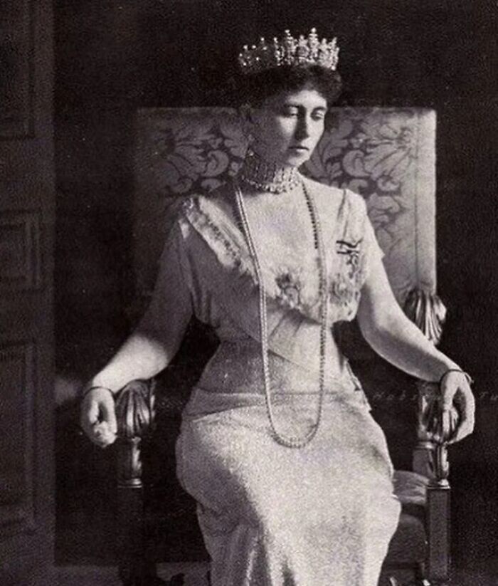43. Королева Греции София, 1915 год