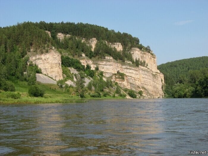 Скала Сабакай (Сабакай Камень)  долины река Юрюзань, в Дуванский район Башкор...