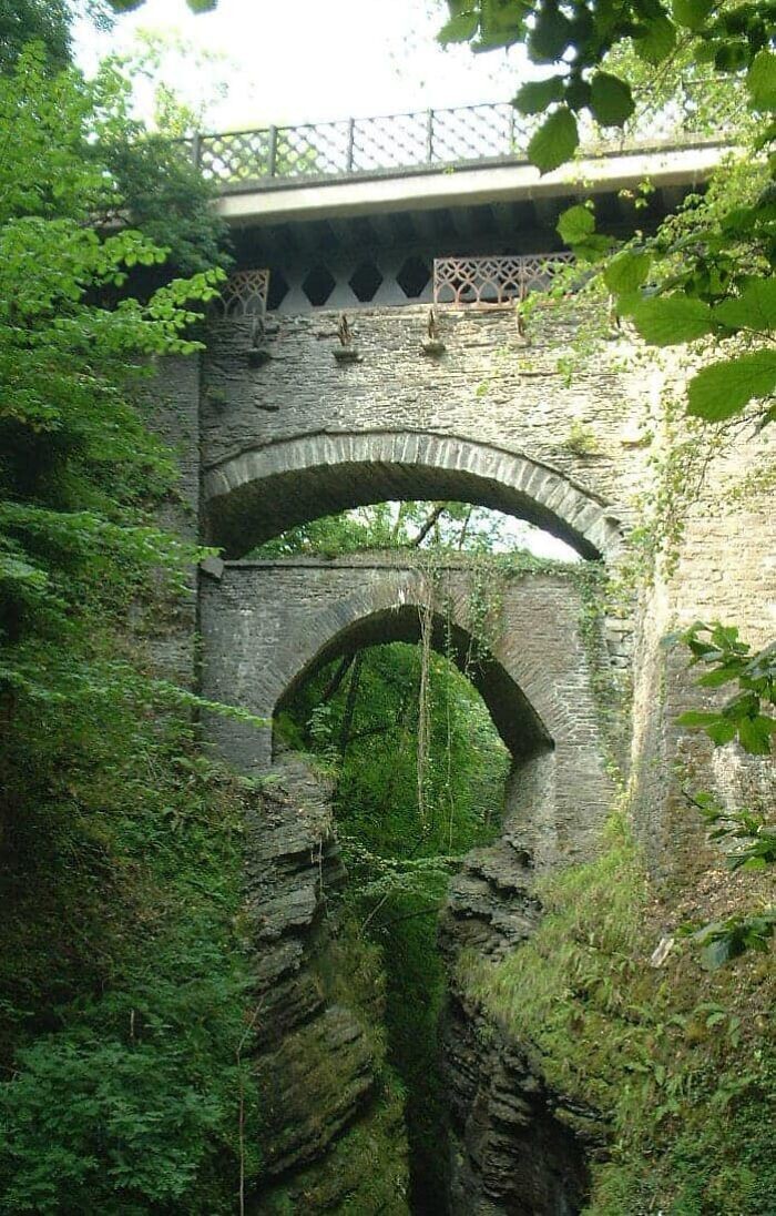 27. "Мост дьявола", Кередигион, Уэльс