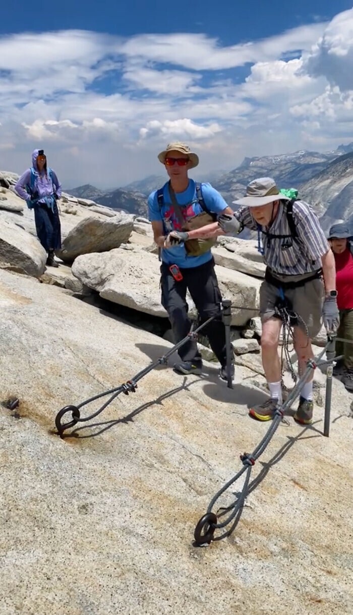 Эверетт Калин стал самым пожилым человеком, поднявшимся на скалу Хаф-Доум