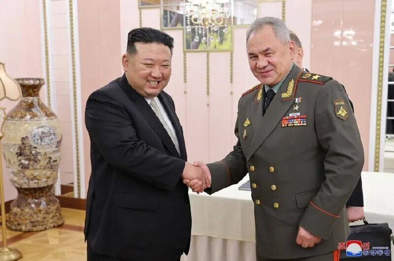 Сладков заявил, что Северная Корея окажет помощь России войсками, направит в зону СВО 500 тыс. добровольцев