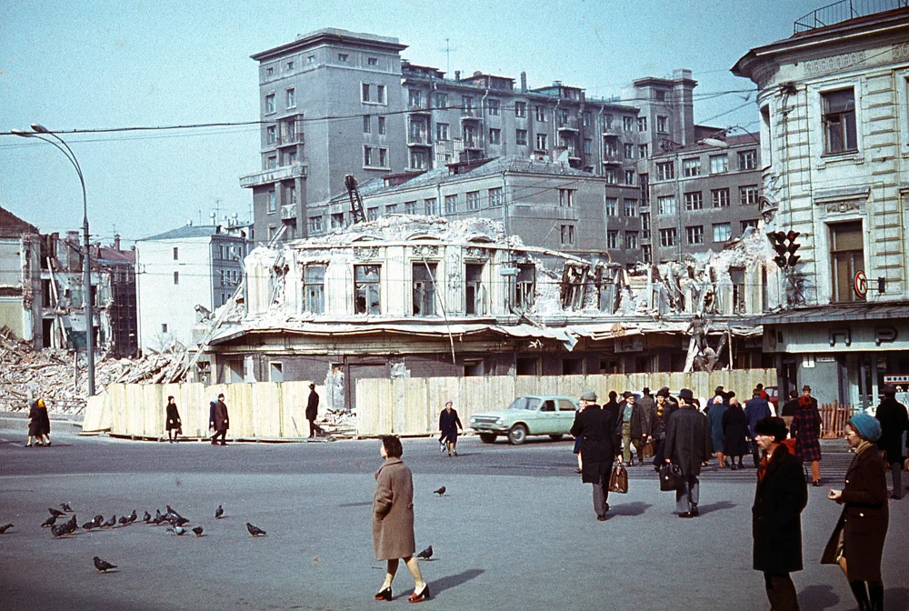 Снос исторического квартала при перепланировке Тургеневской площади. 