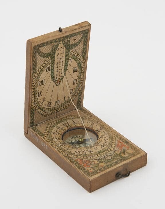 В Германии найдены карманные солнечные часы эпохи Средневековья