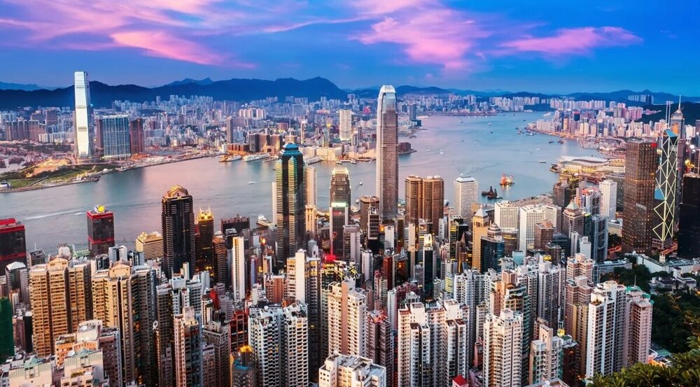 Жилищный коллапс Гонконга: как люди выживают на 2 квадратных метрах