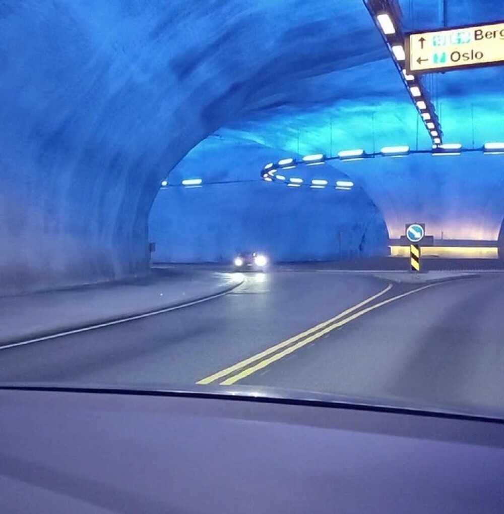 16. Круговая развязка внутри тоннеля в Норвегии