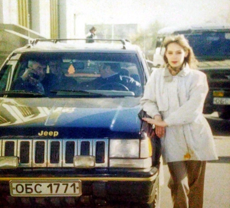 Служебный Jeep. Оренбург, 1990-е.