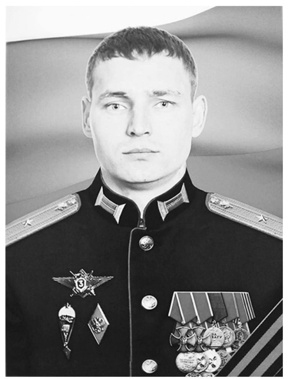 В том же бою от полученных тяжелых ранений погиб майор Николай Викторович Асеев. В составе своего подразделения принимал участие в множестве боевых операций