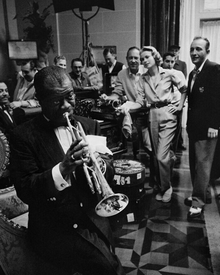 5. Луи Армстронг дает импровизированный концерт в студии MGM, 1956 год