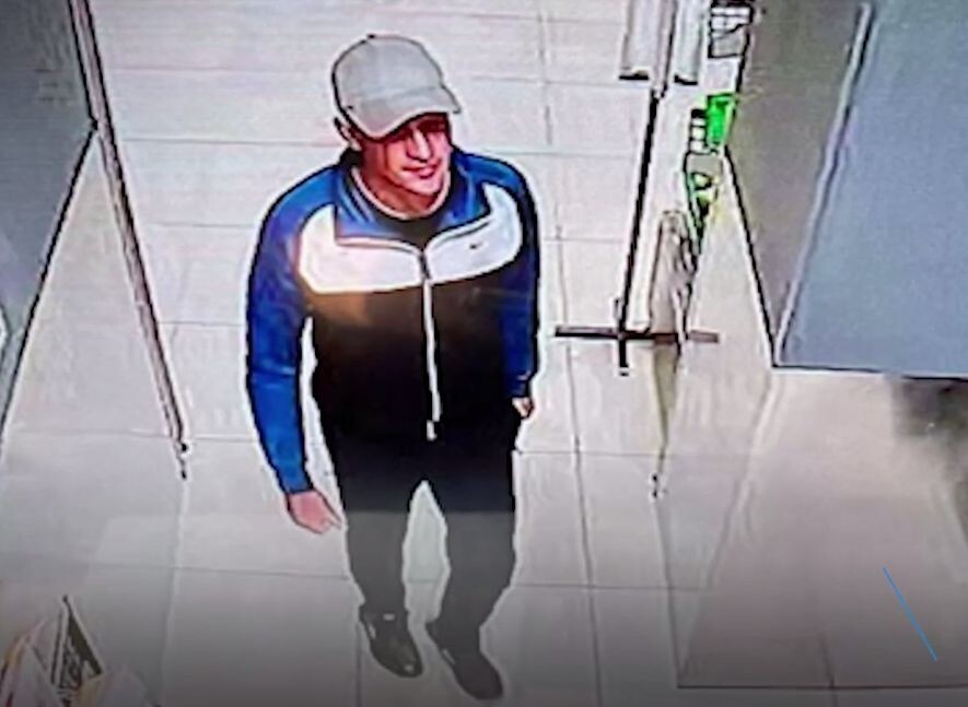 В Новосибирске полиция задержала вора-кофемана: он украл из магазина 8 банок бодрящего напитка