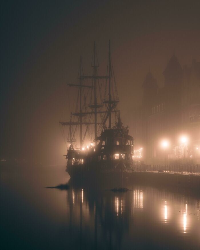 5. Корабль в тумане