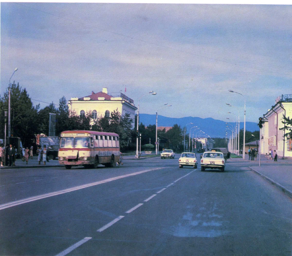 Кызыл, Тува, рубеж 70/80-х годов.