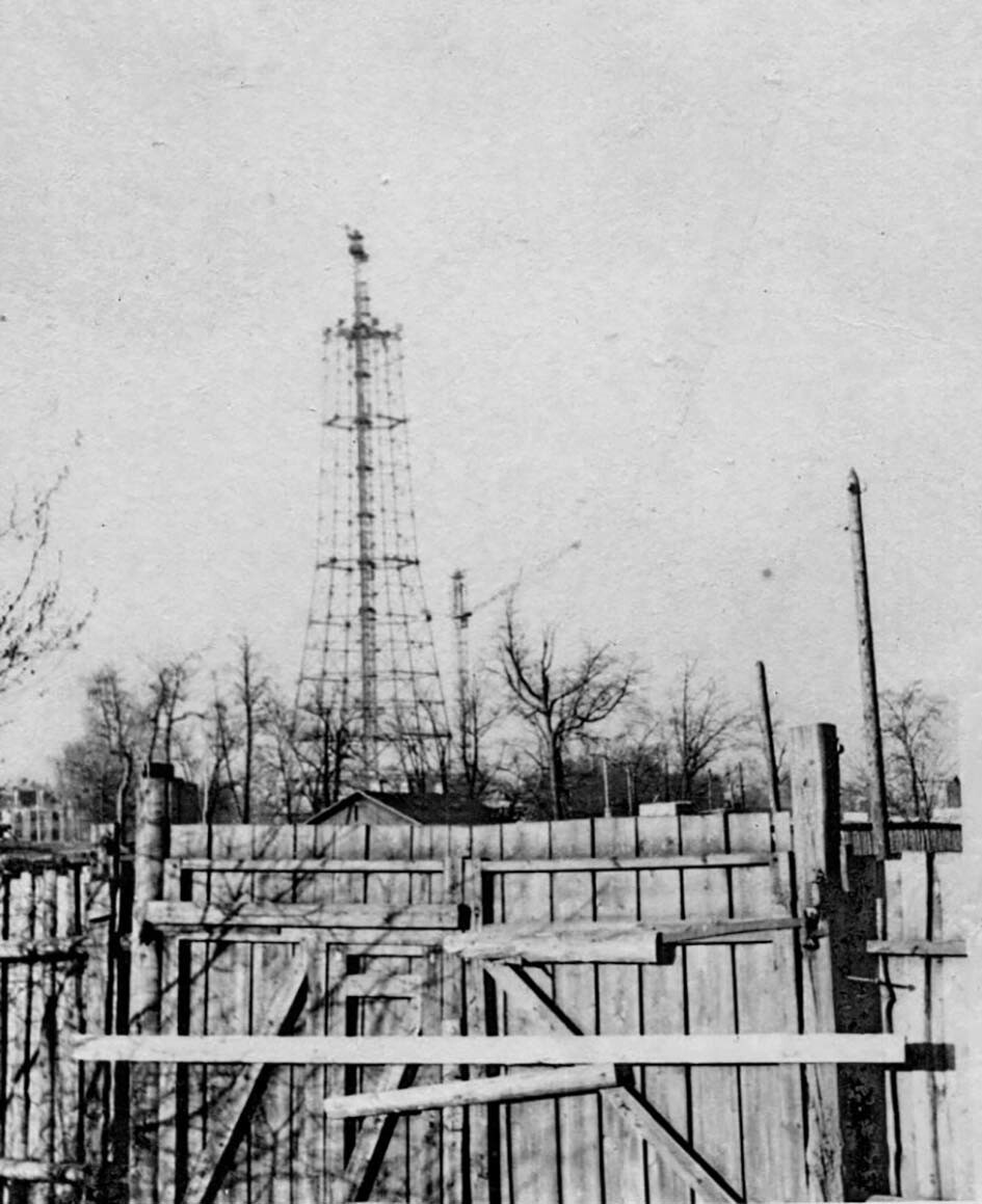 Строительство телебашни. Ленинград. Примерно 1960 год