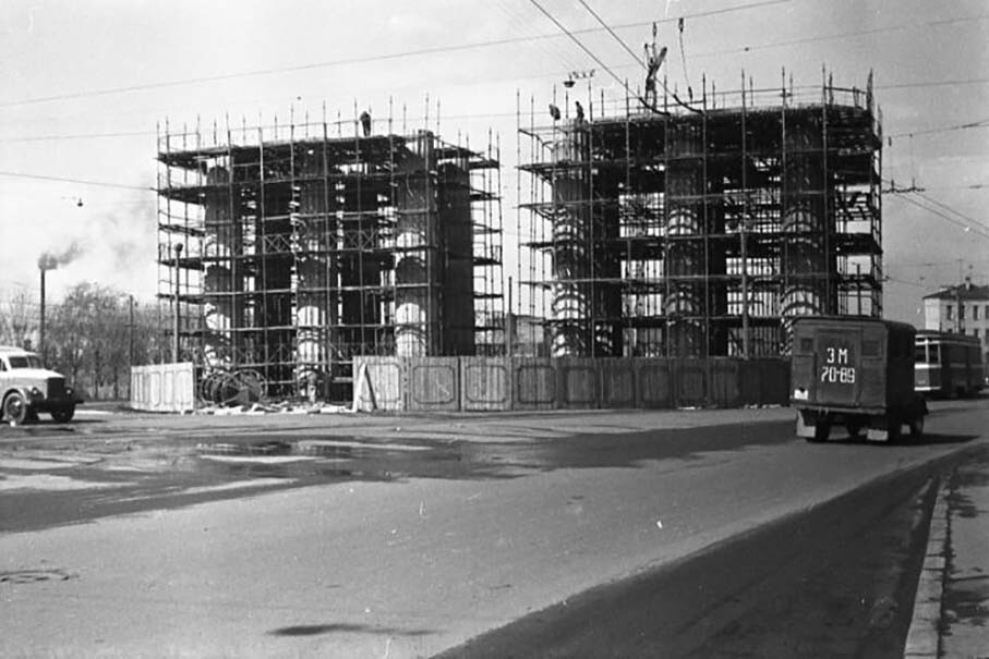Восстановление Московских ворот. Ленинград. 1959 год