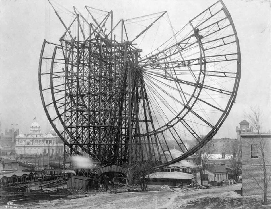 Строительство самого первого колеса обозрения. Чикаго, 1893 год