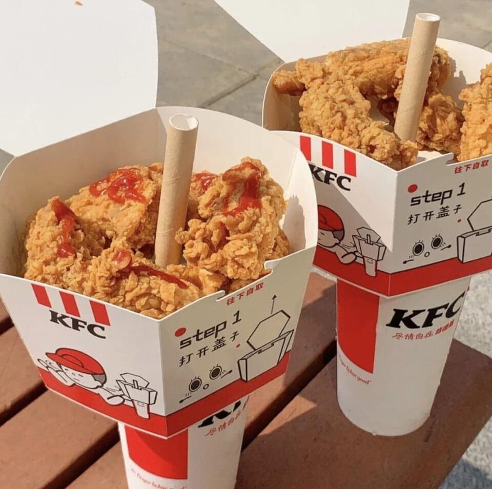 6. "Ленивый стакан" в китайской сети KFC
