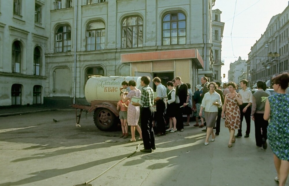 Хлебный квас. Москва, 1968 год