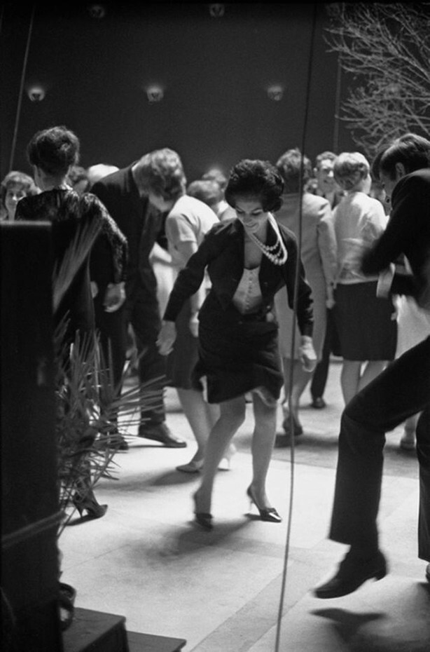 Танцы в кафе, 1960-е