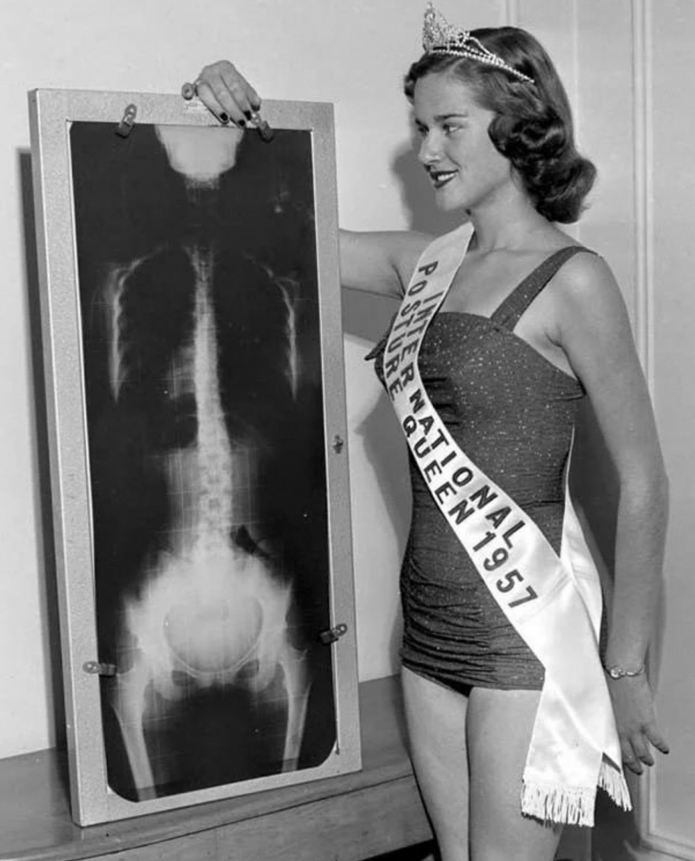 2. Международная королева осанки, 1957 год