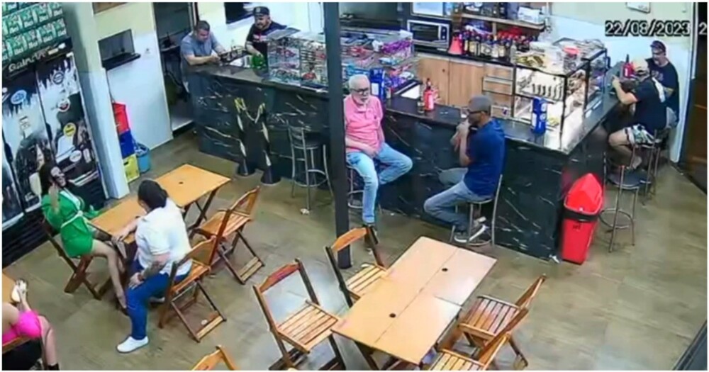 Неудачное ограбление кафе в Бразилии