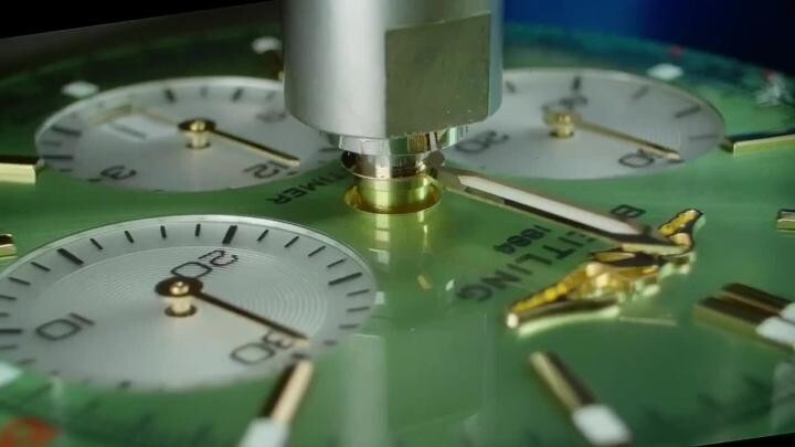 ⏱ Швейцарский бренд часов Breitling сделал ASMR-рекламу с залипательным видео... 