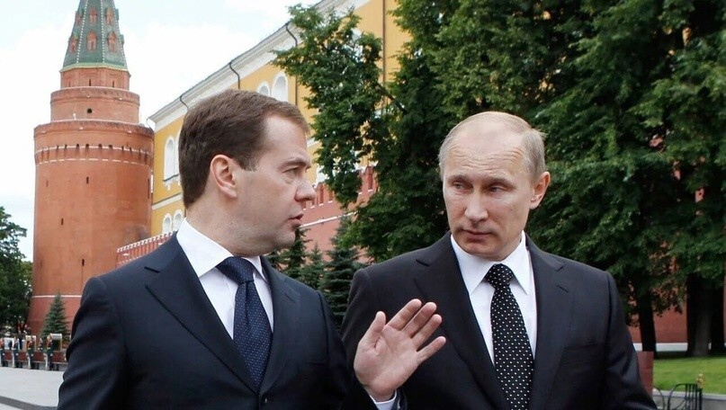 Дмитрий Медведев заявил, что Россия уже не будет братьями с Западом. Он посоветовал россиянам не ждать примирения с Европой