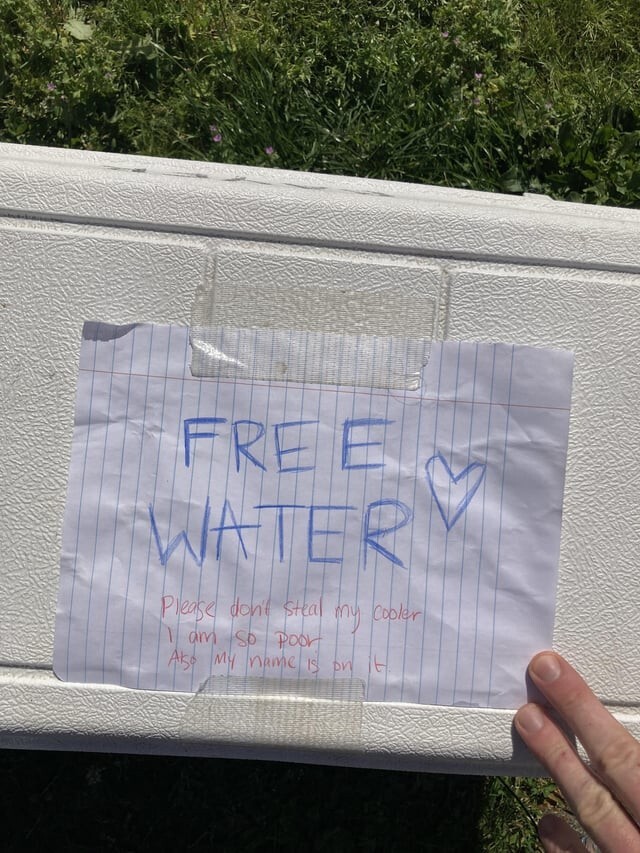5. "Вода бесплатно"