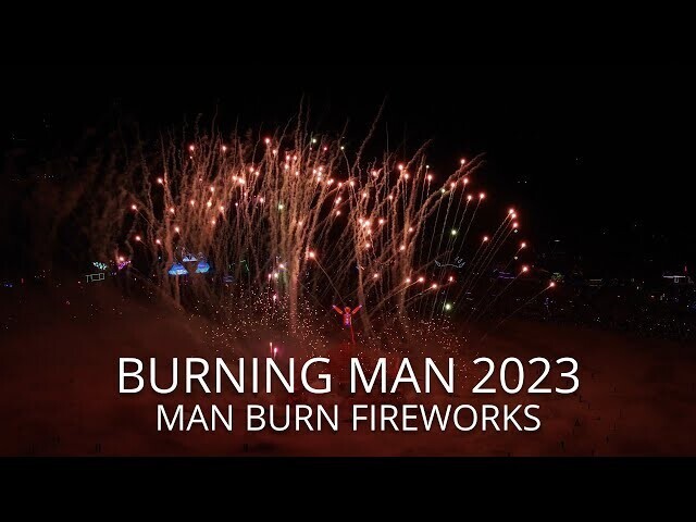 Великолепный салют на фестивале Burning Man  