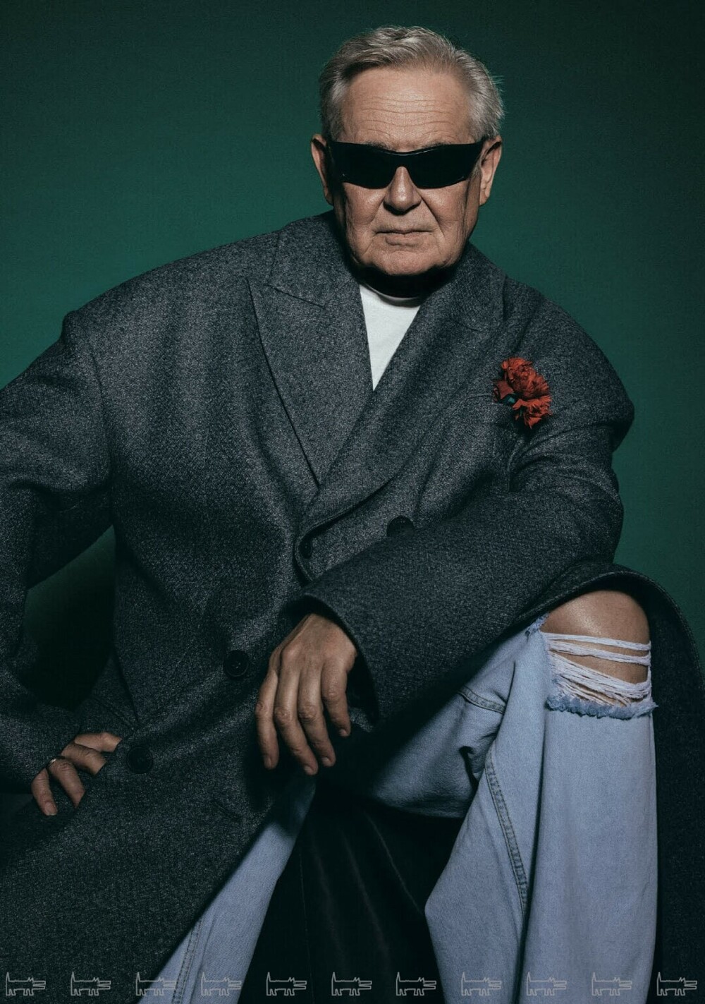 66-летний Юрий Стоянов снялся в стильной фотосессии, где предстал в образе настоящего модника
