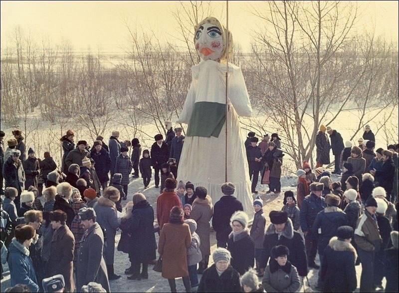 Проводы русской зимы. Ишим, Тюменская область, 1991 год.