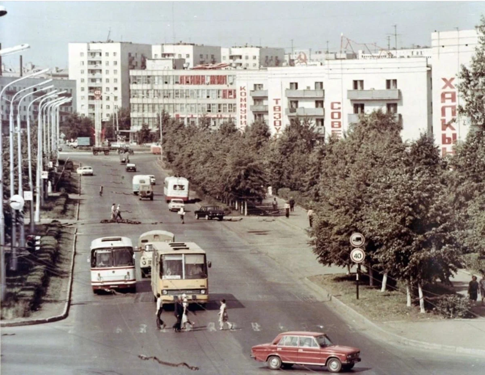 Уфа, ул. 50 лет Октября, начало 1980-х годов.