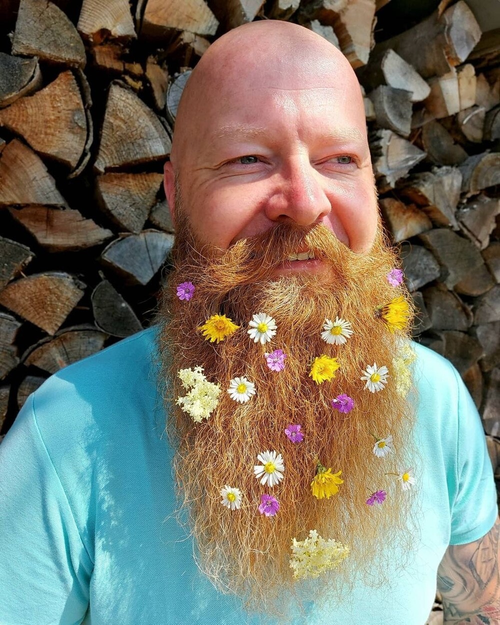 15 забавных мужчин демонстрируют, как по-разному можно использовать бороду