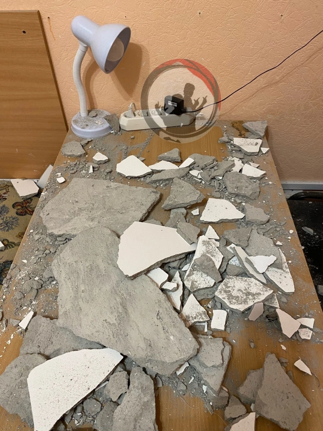 В общежитии СПбГУ на голову студентки рухнул потолок